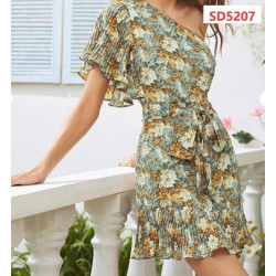 Vestido asimétrico floral